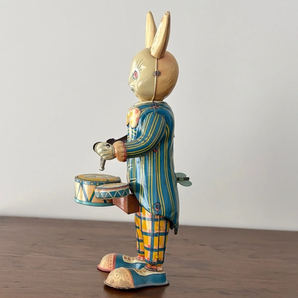 Vintage Rabbit Drummer - Picture 12 of 16
